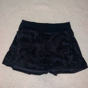 Black camo Lululemon pace rival skirt